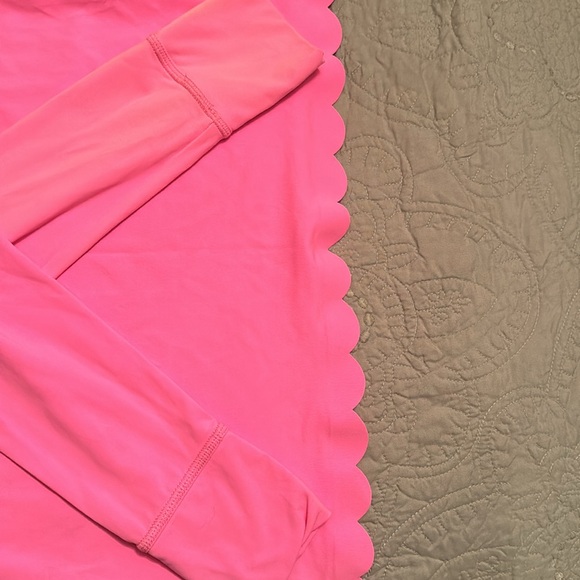 Lily Pulitzer Luxletic - Picture 2 of 4